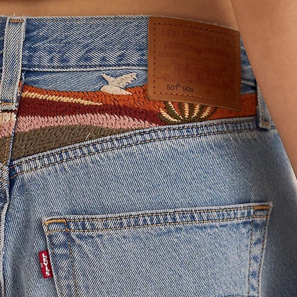 LEVI’S EMBROIDERED 501 90’s STRAIGHT LEG ANKLE JEANS BOHO ANTHROPOLOGIE Blue 28 - Picture 5 of 5